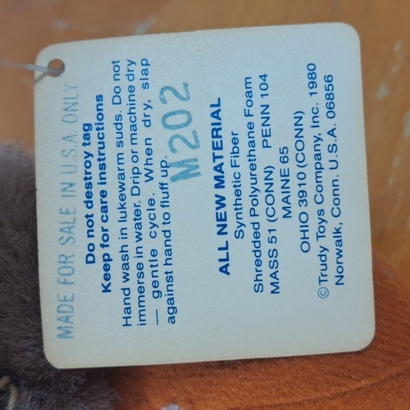 Vintage 1983 Chicago Bears NFL football Teddy Bear collectible plush - Picture 6 of 6